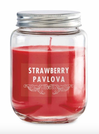 Strawberry Pavlova Candle