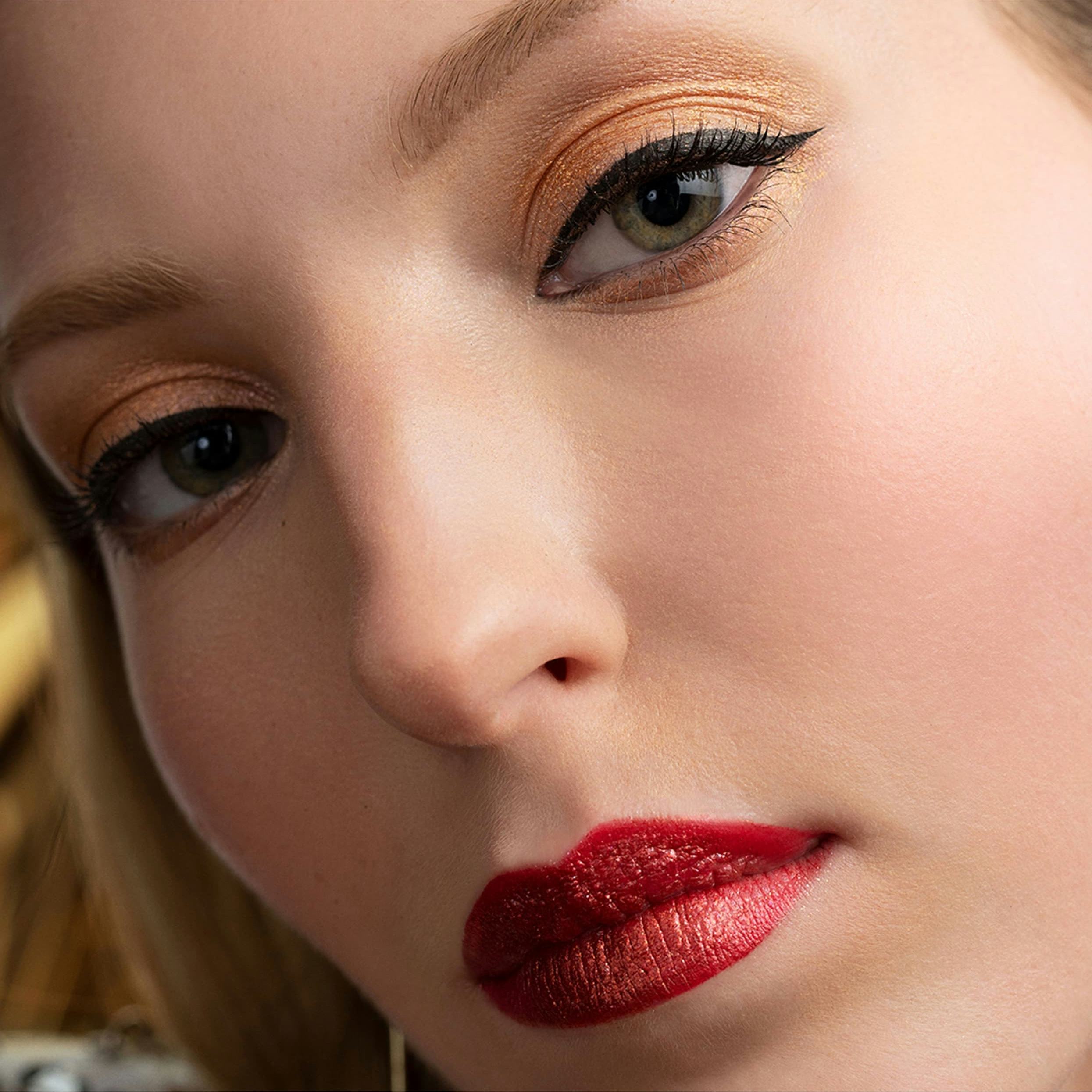BOBBI BROWN☆ホリデー限定☆LUXE GEMS EYE SHADOW PALETTE Bobbi Brown Holiday 2019 - Luxe Gems Collection