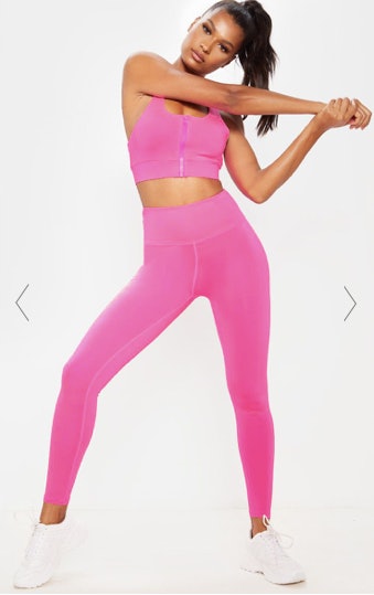 Ariana Grande: VS Pink Yoga Leggings