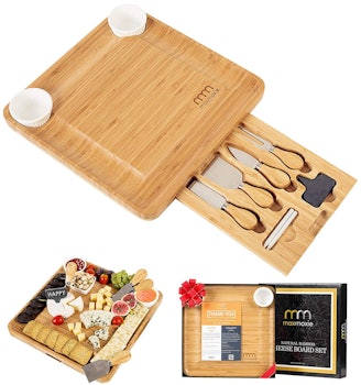 MaxMoxie Bamboo Cheese Board and Cutlery Set