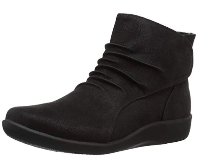 Clarks Sillian Sway Ankle Bootie