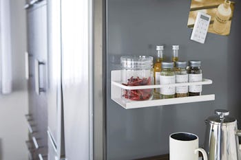 YAMAZAKI Magnetic Spice Rack