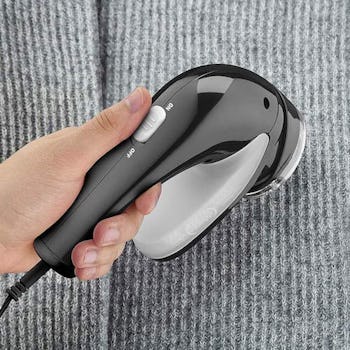 Conair Rechargeable Fabric Defuzzer