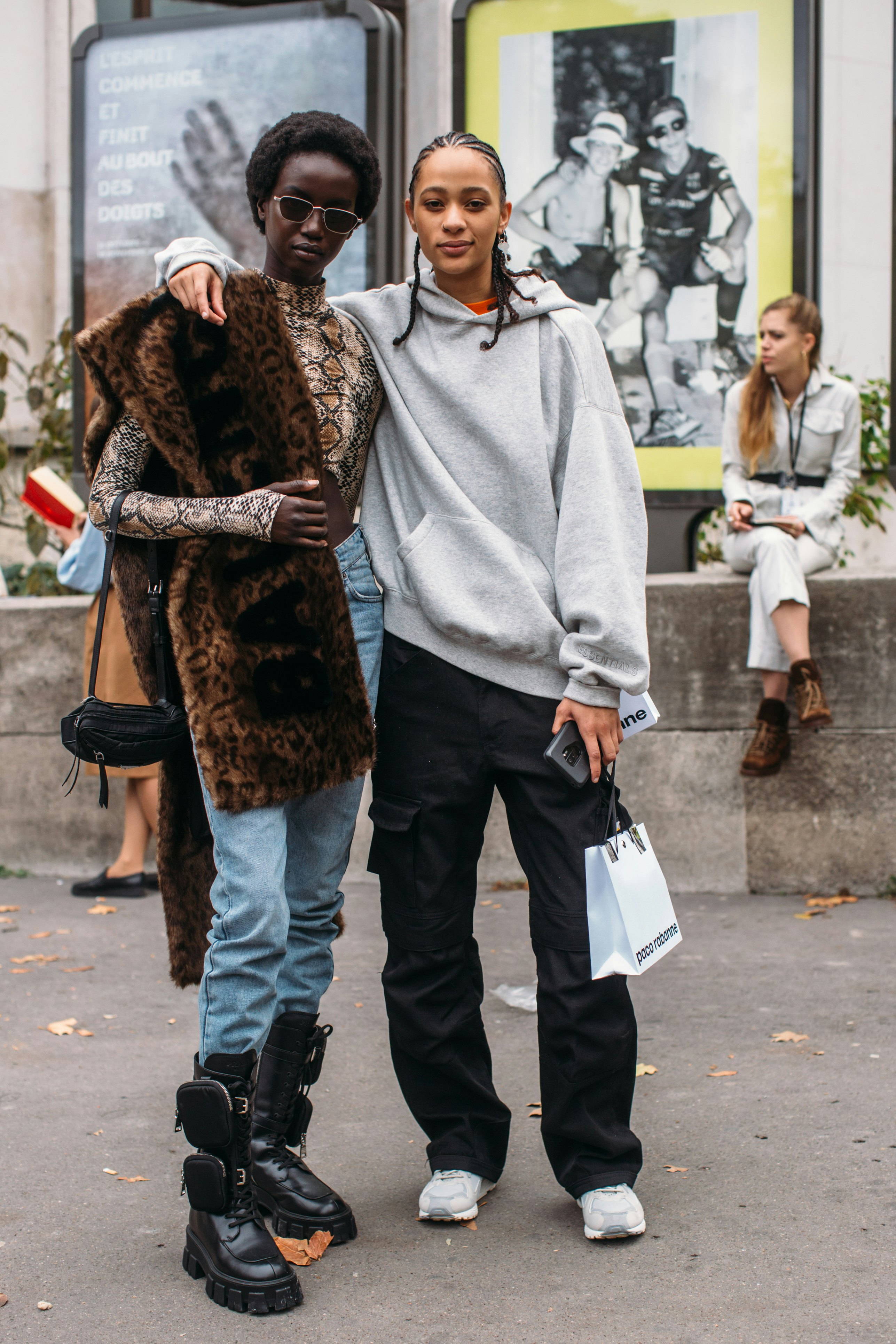 Chanel Street Style Looks From Spring 2020 Paris Fashion Week  Denim  street style, Chanel street style, High fashion street style