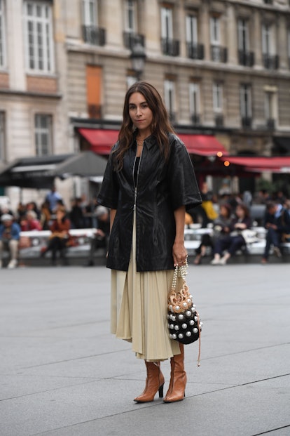 Camila Coelho White Leather Pumps Street Style Paris 2020