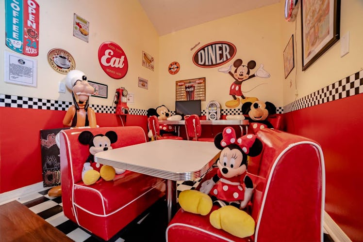 This Disney-inspired Airbnb is in Kissimmee