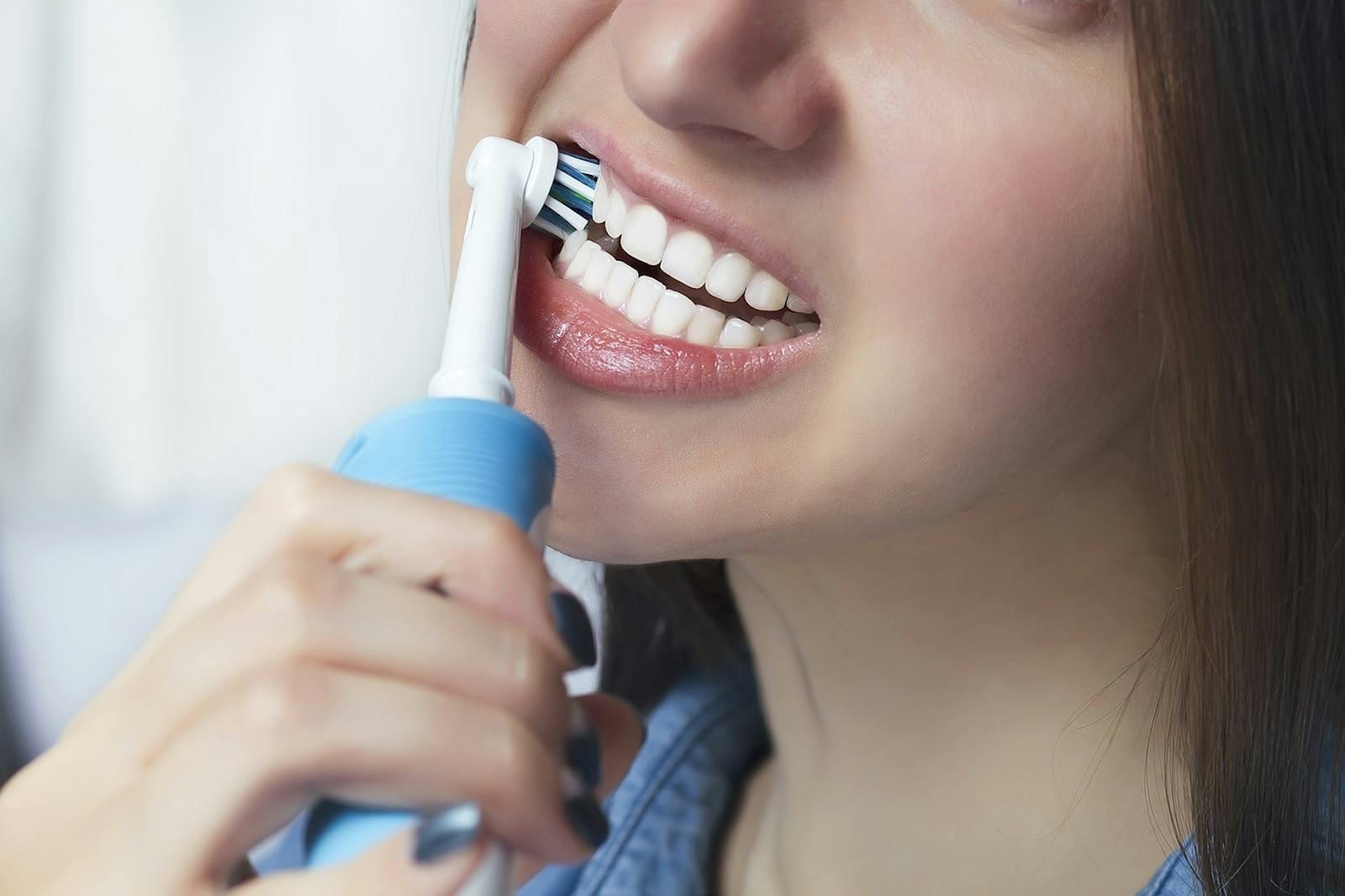 The 3 Best Electric Toothbrushes For Receding Gums