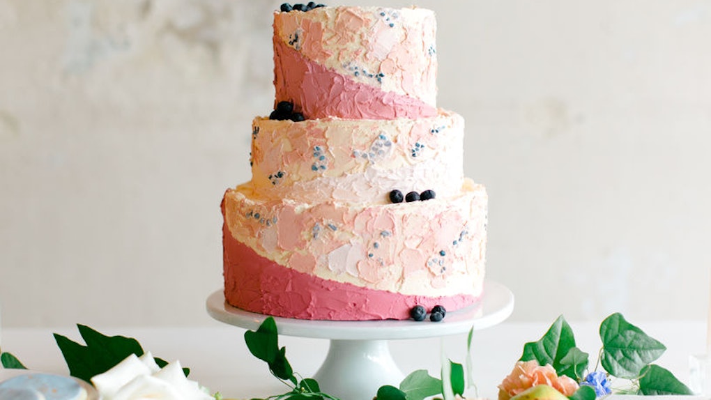 How Much Does A Wedding Cake Cost 8 Brides Reveal What They Paid
