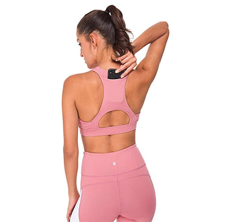 QUEENIEKE Sports Bra