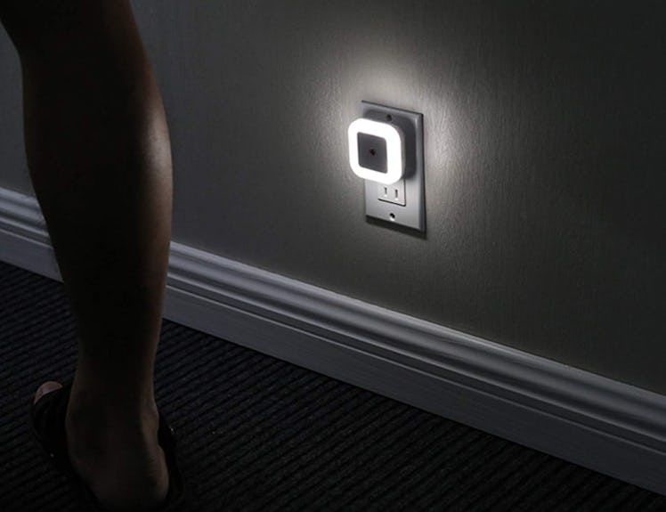 SYCEES LED Night Light (6-Pack)