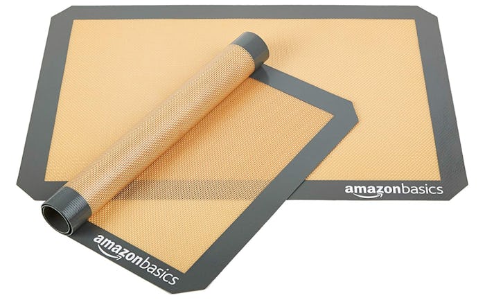 AmazonBasics Silicone Baking Mat Sheet (Set Of 2)