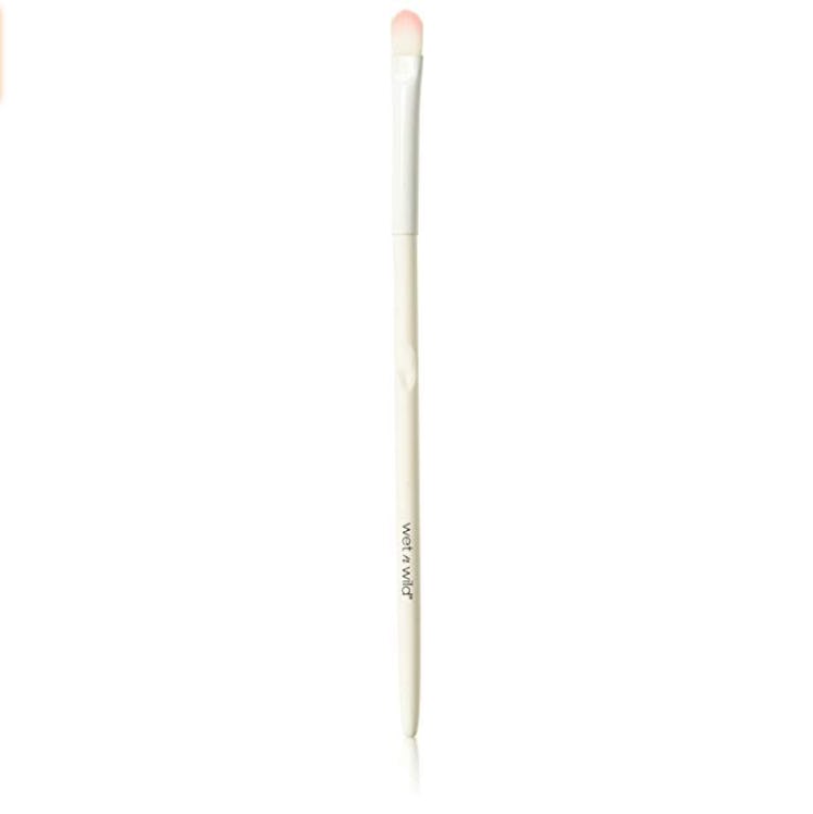 The 7 Best Concealer Brushes
