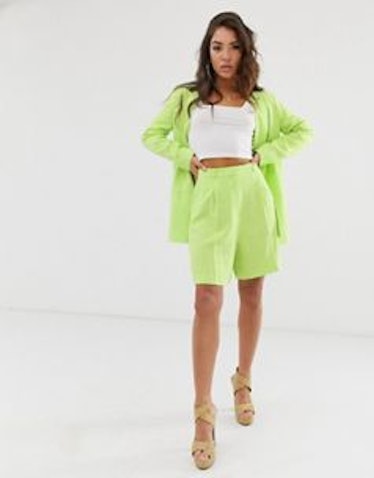 ASOS Design Linen Suit Mom Shorts In Lime Pop