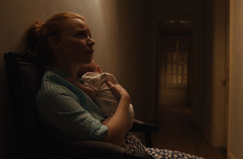 Lauren Ambrose plays Dorothy Turner in 'Servant' Season 1