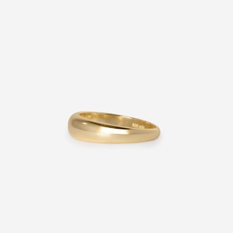 Arloefine's gold ring. 