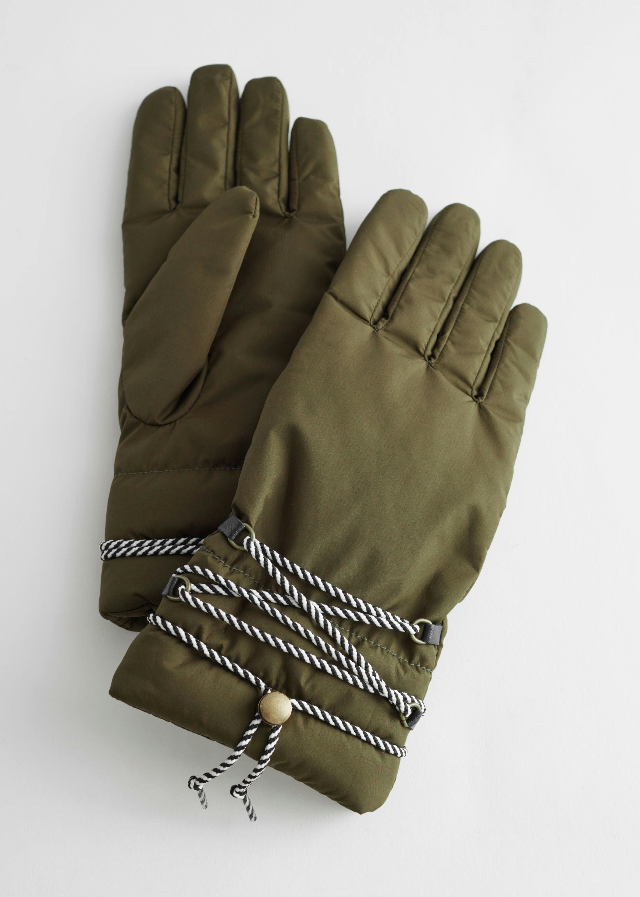 12 Winter Gloves That’ll Keep You Cozy (And Chic) All Season