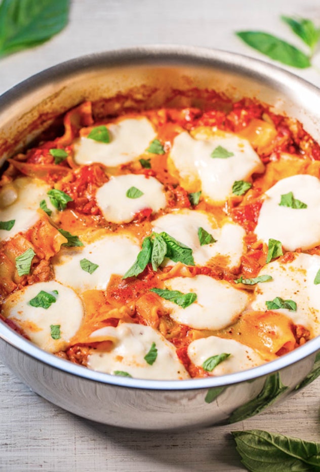15 One Pan Dinner Recipes Kids Will Eat Without Complaining, For Real
