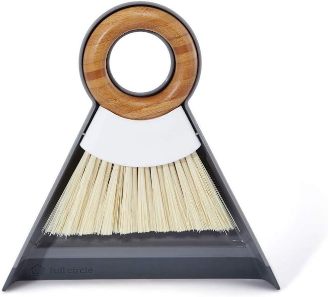 Full Circle Dustpan and Brush Set