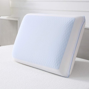 Classic Brands Cooling Memory Foam Pillow