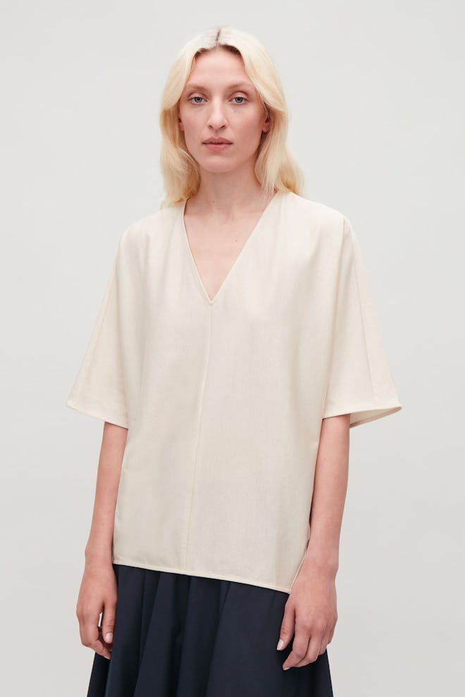 Kimono-Shape Sleeve V-Neck Top 