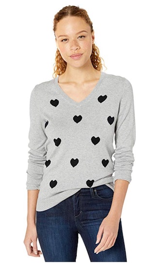 Amazon Essentials Women's Lightweight V-Neck Sweater