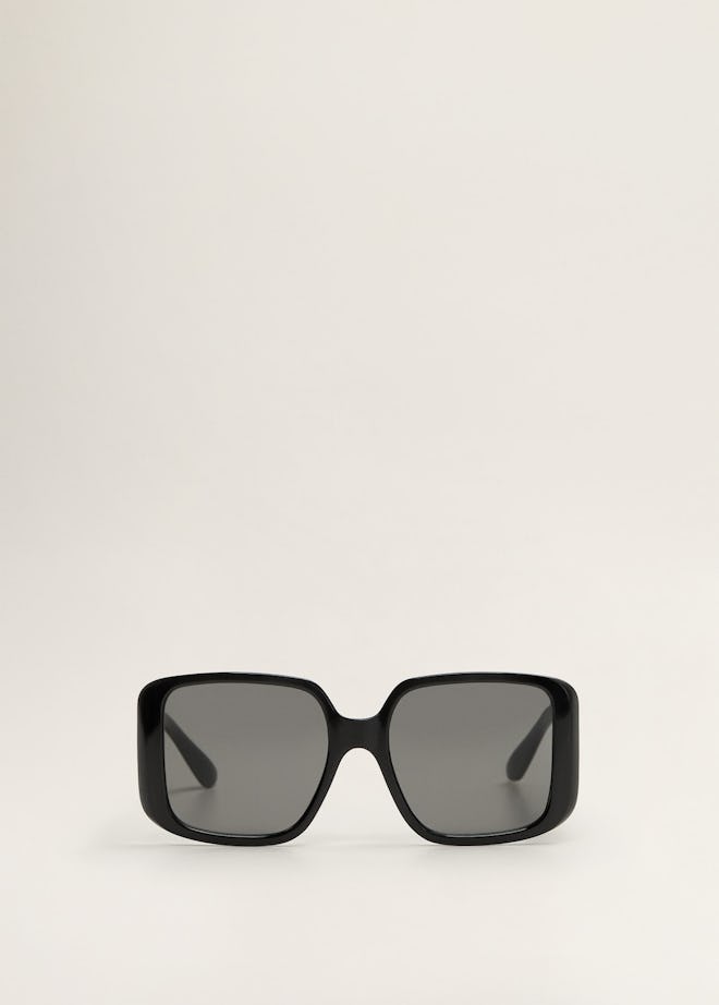 Oversize sunglasses