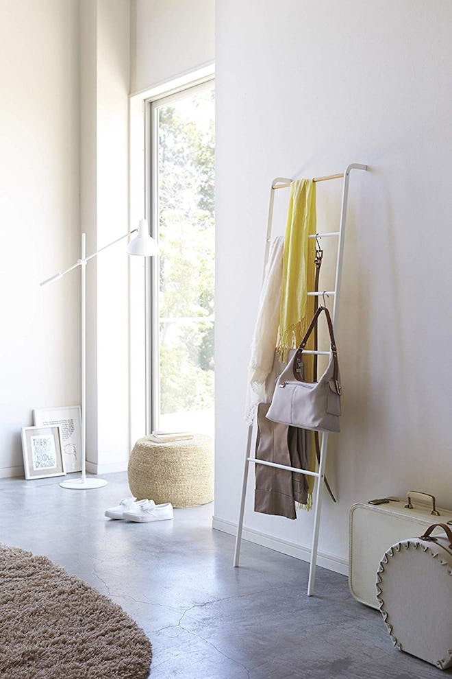 YAMAZAKI home Leaning Ladder Rack