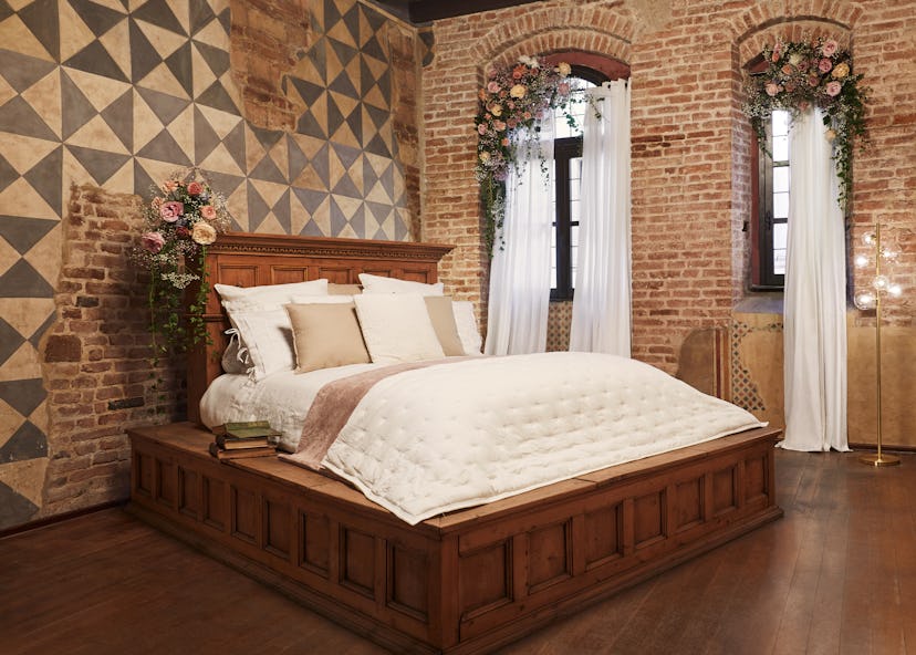 If you win Airbnb's Juliet contest, you could stay the night in this bed — an original from the set ...