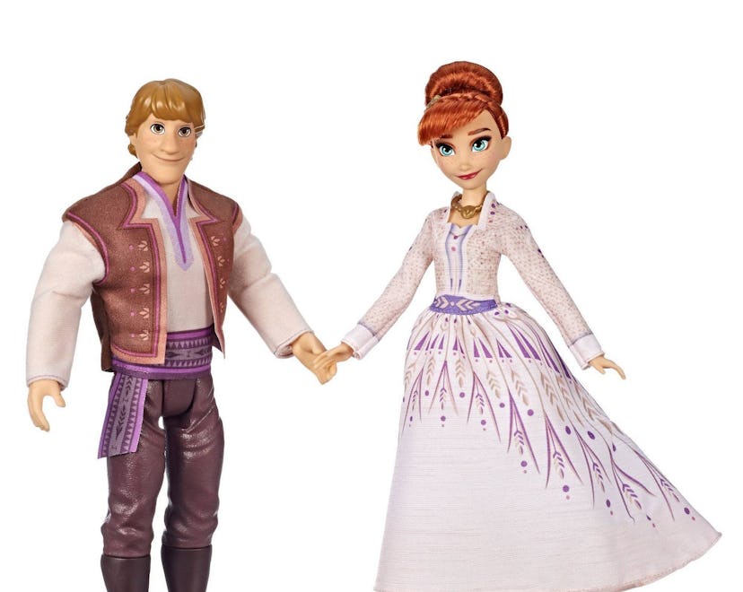 anna and kristoff dolls from frozen 2