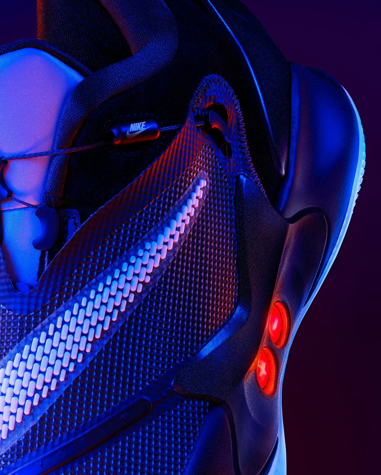 nike react self lacing