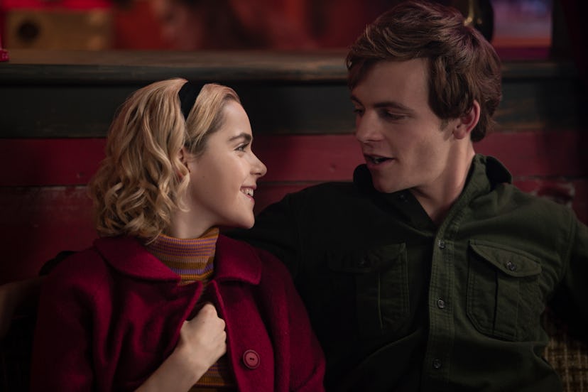 Kiernan Shipka and Ross Lynch in 'CAOS'