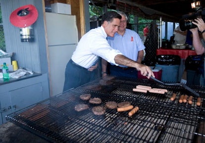 Just a regular American guy grilling regular American food.