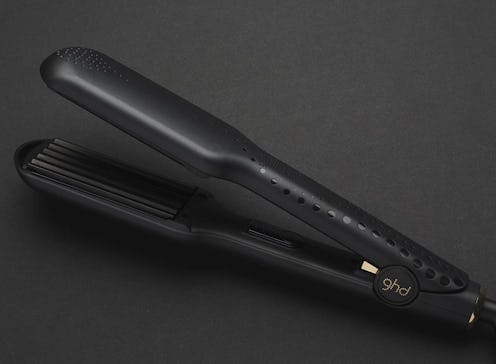 According to reviews, these are the best hair crimpers to achieve the '90s style.