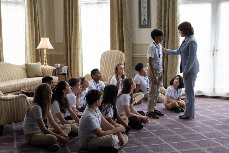 Kabir meets Laura Bush in the premiere of 'Little America'