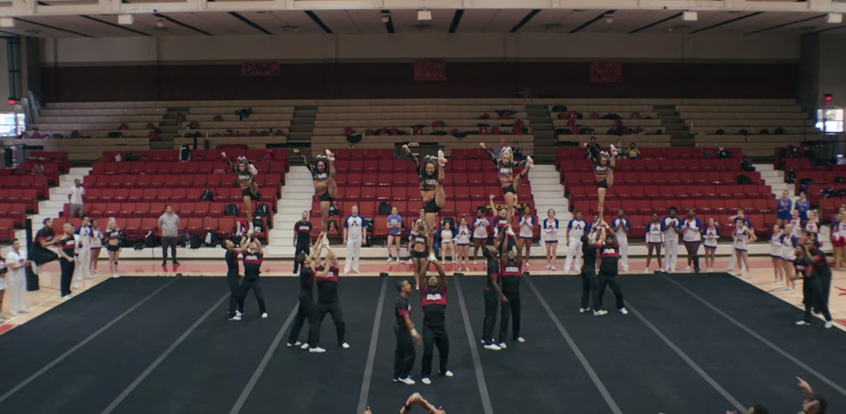 9 Videos Of Navarro College Cheer Routines, For Fans Who Can't Get Enough