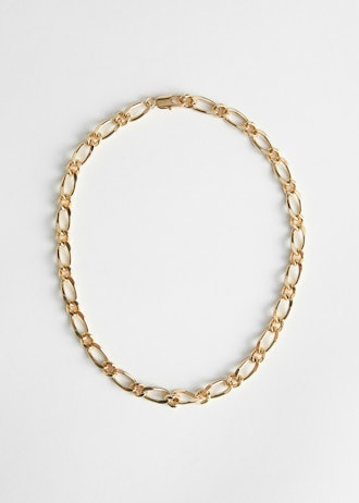 Five ways to style a chunky chain necklace – Cult of Sun