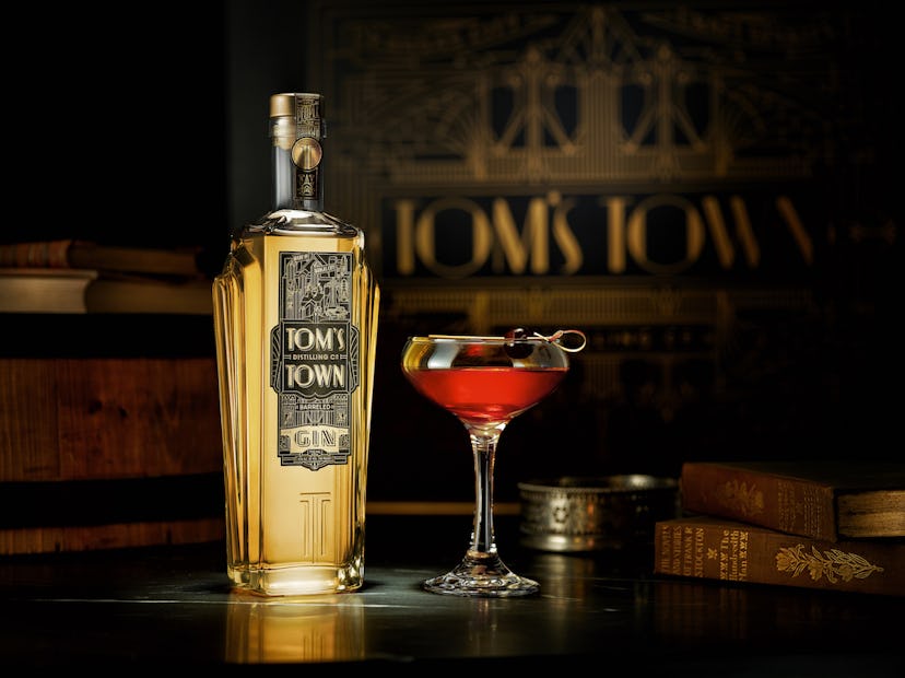 Tom's Town distillery in Kansas City has the perfect game day gin recipe.