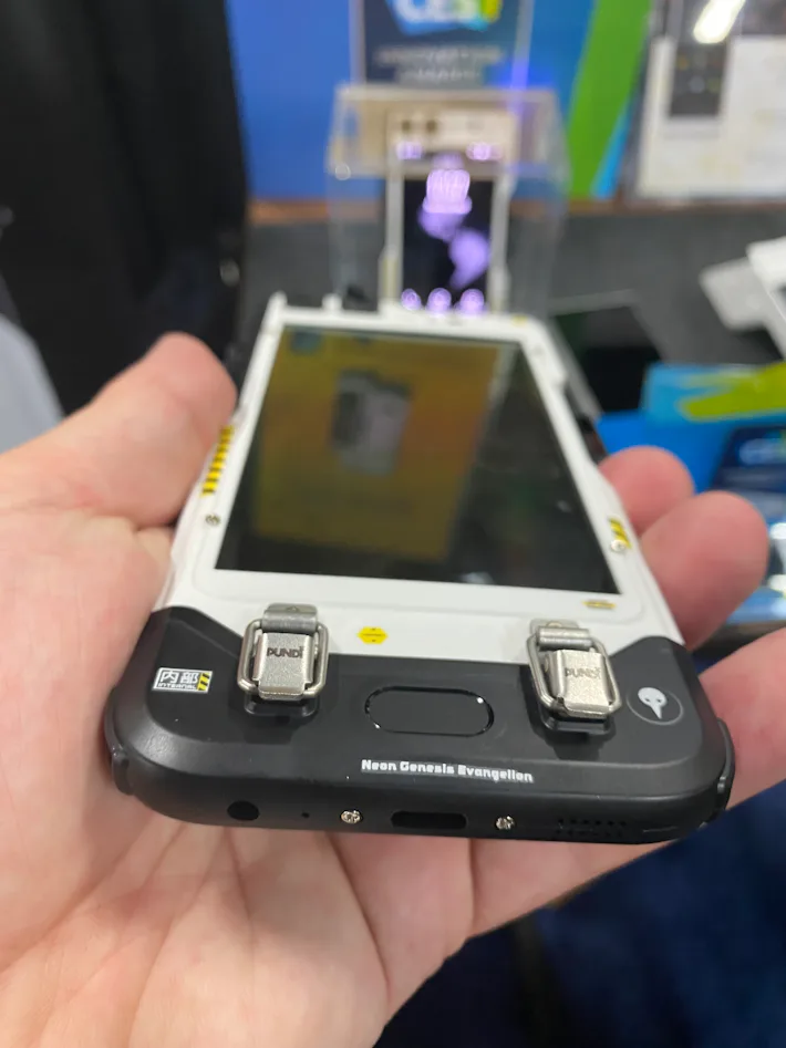 The Bob is a modular blockchain phone that you assemble yourself