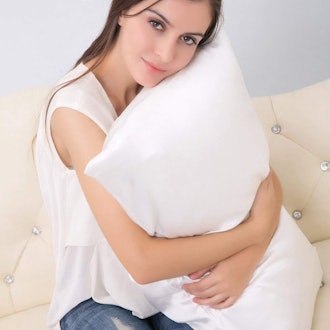 ALASKA BEAR Natural Silk Pillowcase
