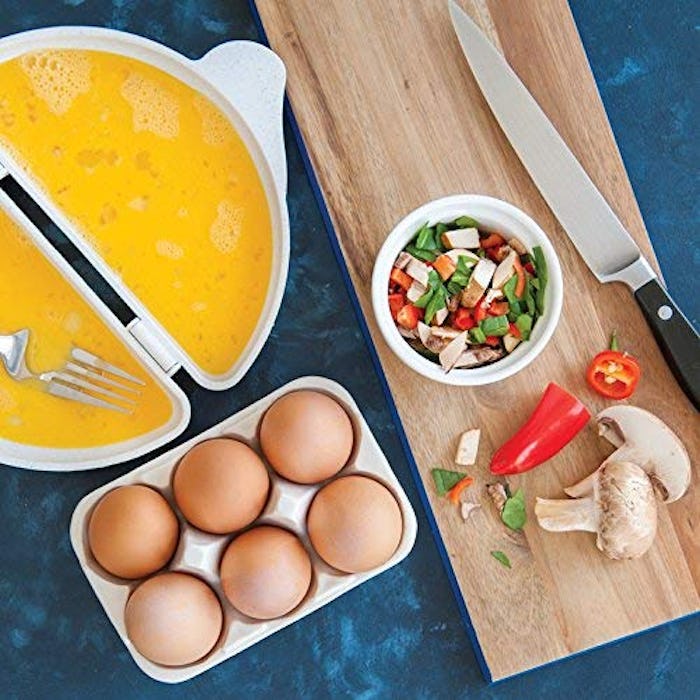 NordicWare Microwave Omelet Pan