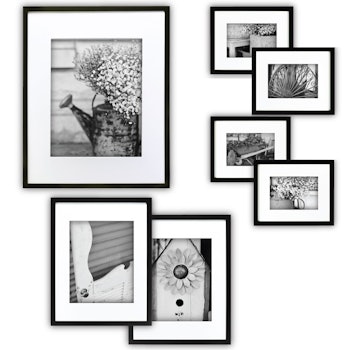 Gallery Perfect Black Photo Frame Wall Gallery Kit (7 Pieces)