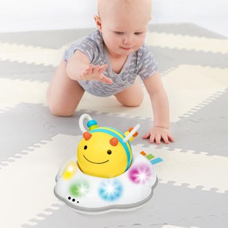 15 Products You Need When Your Baby Starts Crawling