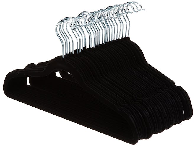 AmazonBasics Velvet Suit Hangers (30-Pack)