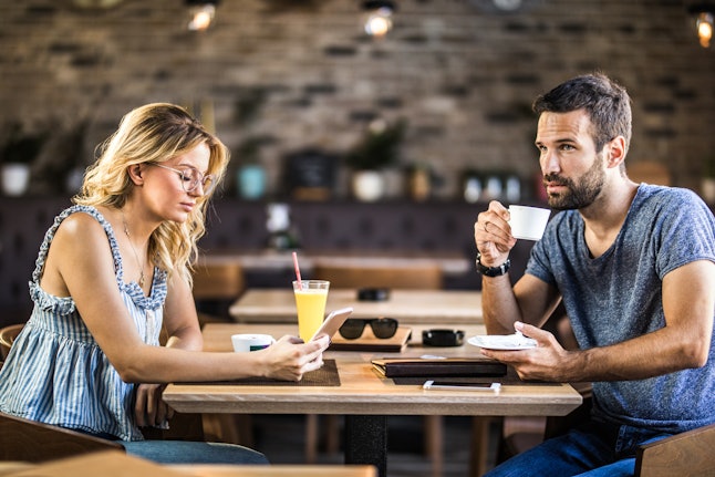 6 Dating Trends To Look Out For In 2020, Because Ghosting Is The Tip Of ...