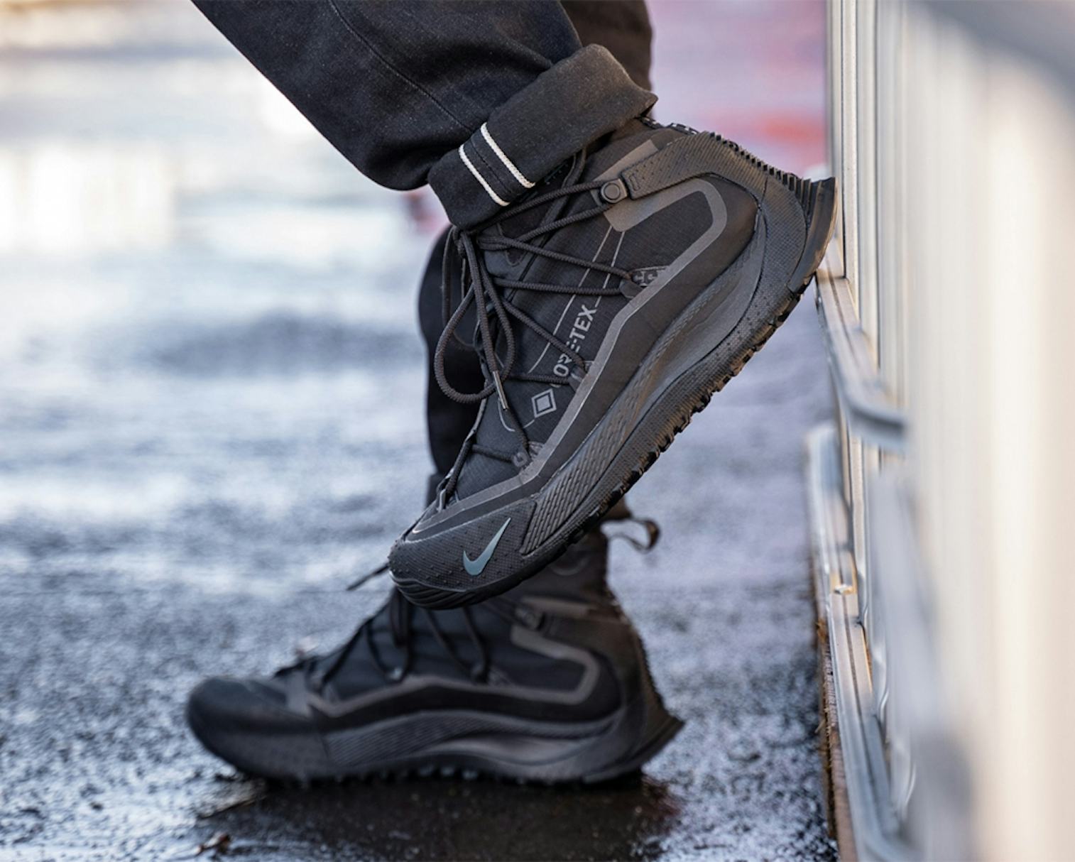 Nike ACG drops a new sneaker boot to drool over