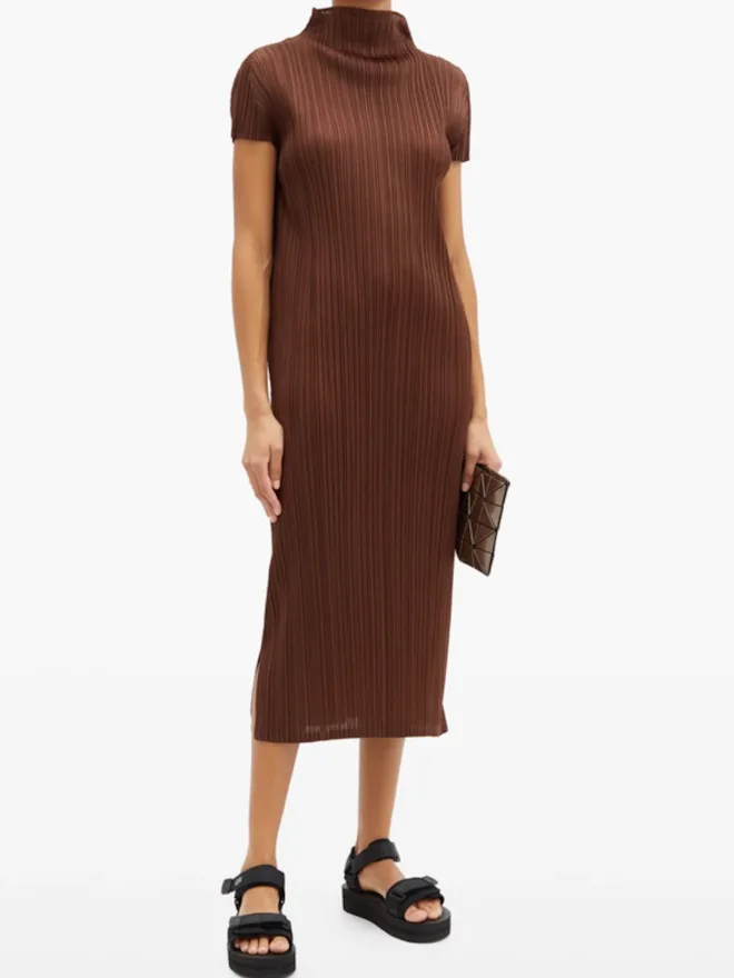 The Comfortable Fall Outfits Fashion Experts Are Actually Wearing While They Work From Home The Comfortable Fall Outfits Fashion Experts Are Actually Wearing While They Work From Home