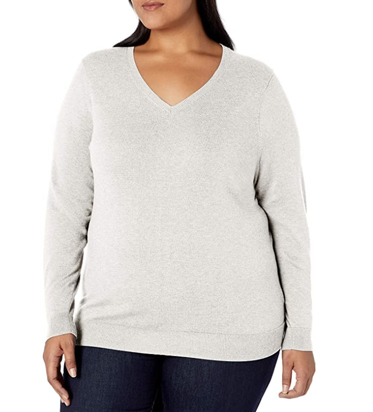 Amazon Essentials Classic-Fit V-Neck Sweater