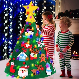 TOPLEE 3D Lighted Felt Christmas Tree Set with 20Pcs Xmas Ornaments 17 Ft Color String Light 2 Modes