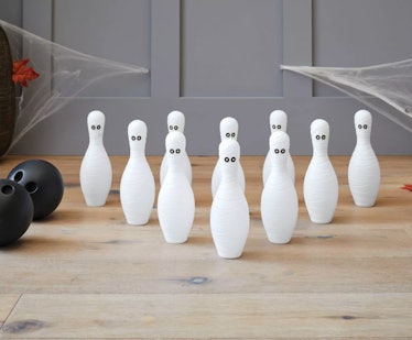 Mummy Bowling Game Halloween Party Kit - Hyde & EEK! Boutique™