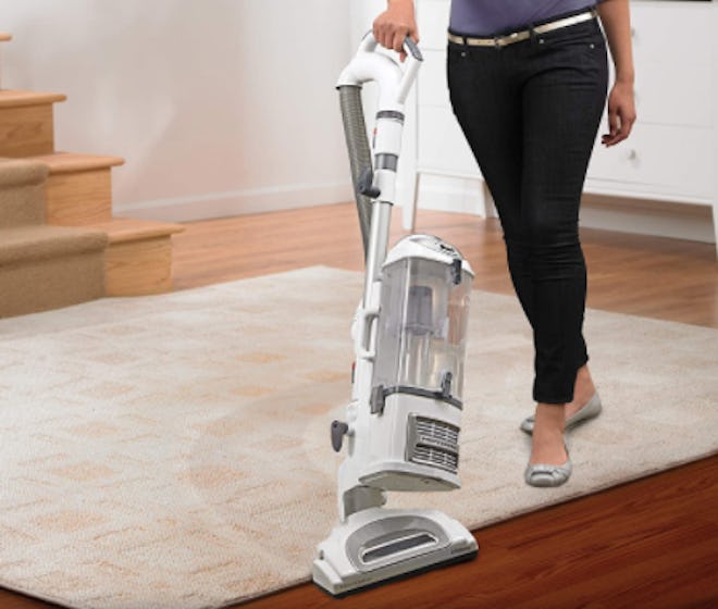 Shark Navigator Lift-Away Professional Vacuum